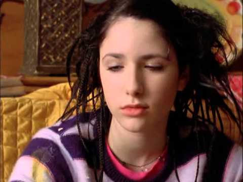 Dark Oracle: S01E05 Fashion Queen |ENG|