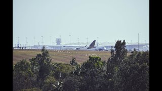 A Vistara Aircraft Touching down at the Kempegowda International Airport, Bengaluru