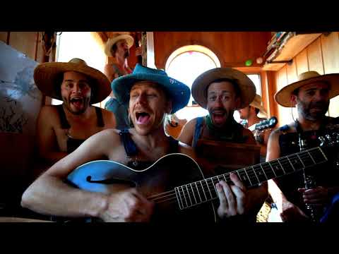 Live Learn [Official Music Video]