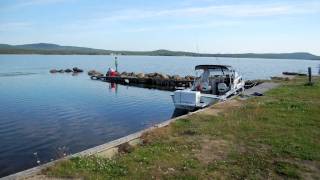 preview picture of video 'Lake & Snow Inari, lomakylä'