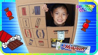 CANDY BARS VENDING MACHINE! Kids Pretend Play!