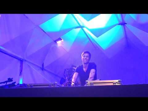 Menno de Jong @ ASOT 500 Den Bosch plays ReLocate feat. Menno De Jong - Spirit
