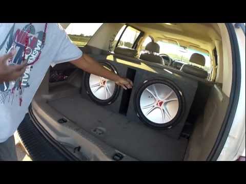 Two 15" Kicker CVR 2003 Explorer