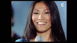 Anggun "Undress me" dans "Dolce Italia : spéciale Florence" (11/08/2005)
