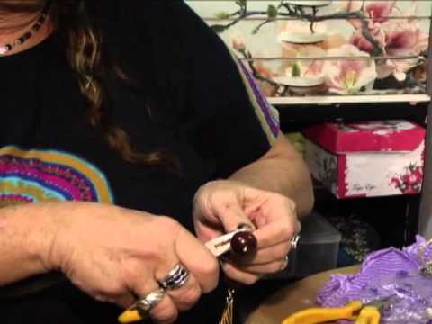 Artesa ensina a fazer um colar com capim dourado No Amazon Shop