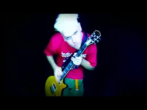 Superheist - Two Faced (Check your head up) [Official Music Video]