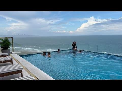 Reveja Vias Hotel Vũng Tàu Khách sạn có hồ