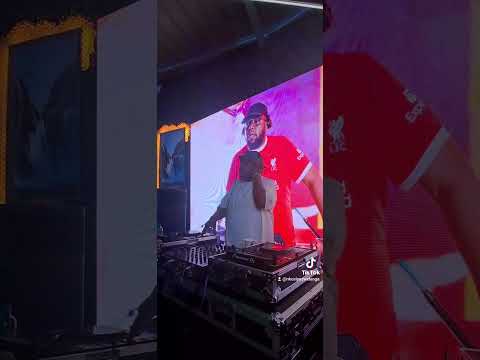 🔥Bath'uthwele🔥TNS & FUNKY QLA🔥 #southafricanmusic #dance #amapiano