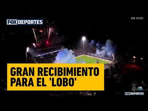 "GIMNASIA-RIVER PLATE, gran recibimiento para el 'LOBO' y felicitación a ARGENTINA | Liga Argentina" Barra: La Banda de Fierro 22 &bull; Club: Gimnasia y Esgrima &bull; País: Argentina