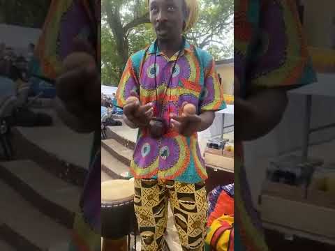 Kosh Kash demonstration at the Accra 🇬🇭 .du Bois center.