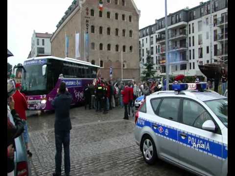 Jak zrobić krem na powiększanie penisa Bracia mały kutas