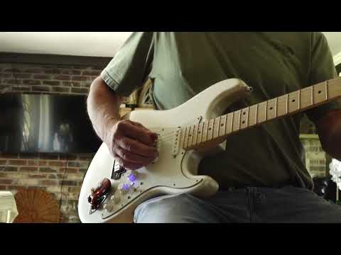 Fender American Series VG Stratocaster with Maple Fretboard 2009 - Blizzard Pearl image 7