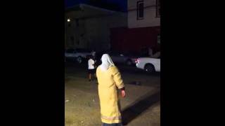 Rosa Perez predicando la palabra en las calles de Philadelp