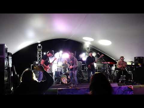 Rob Compa sitting in with the Breakfast at Trichomania 2019 (2)