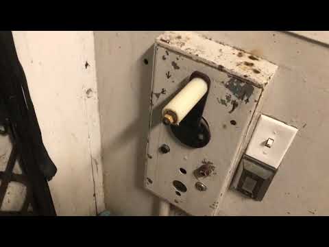 Hand-operated Westinghouse freight elevator - Wd4Apt,18,1 - N. Oakland, Pittsburgh, PA
