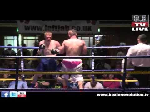 Tommy Williams vs Nicky Jenman on Leftjab promotions