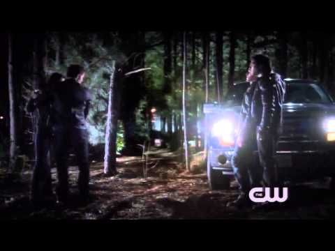 TVD 4x21 Damon and Elena Part 2 3)   Damon kills Matt and Elena turns her feelings back on
