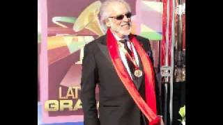 VAYO - Tango  "In the Sitll of the Night"  from "Tango Universal"