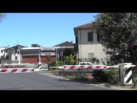 Passaggio a livello di via Vecchia Pesciatina - Lucca / Level Crossing / Planovergang / Plankorsning