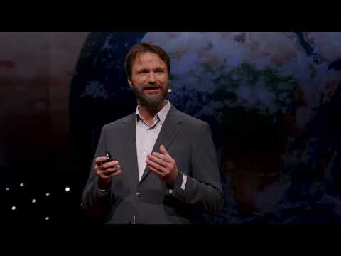 How Pirates and Swarms Inspired a Model for Beach Clean-ups | Eugene Guribye | TEDxArendal