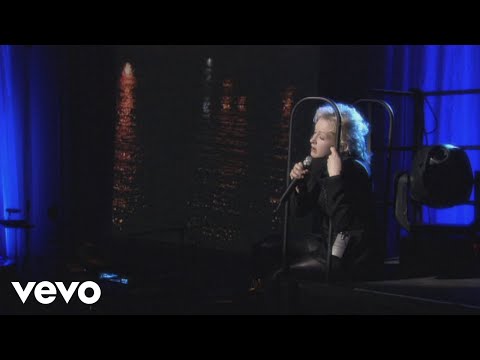 Cyndi Lauper - Unchained Melody