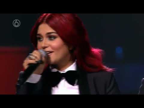 Andre Hazes Jr. en Roxeanne Hazes zingen samen waarom tijdens Holland zingt Hazes