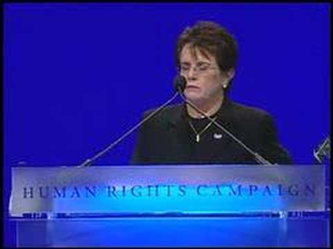 Tennis legend Billie Jean King speaks at HRC National Dinner
