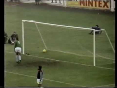 1973/74  - Leeds United v West Ham United