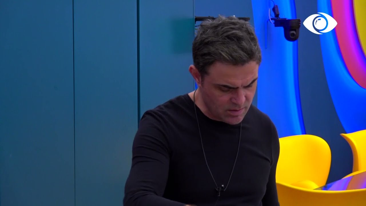 Si nuk i shërbeu njëherë/ Olta flet për Kristin dhe Keisin