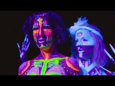 Chanel Samson  video.