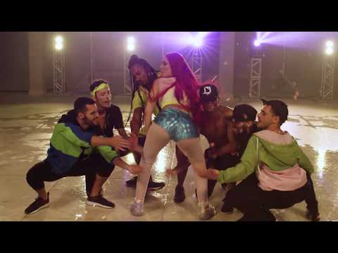 Coreografia: Lara Silva & POCAH - Pegando Fogo