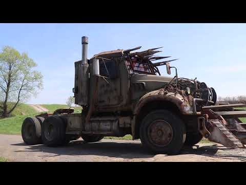 2006 Mack Granite CTP713 (MEGATRON) Truck of the Month June 2021