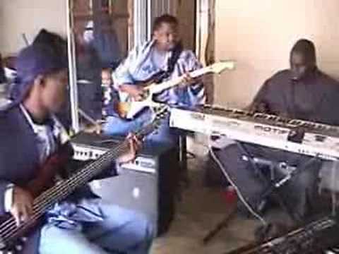 James Ross @ Tony Simmons - Happy Guitar - Aaron Bruce - www.Jross-tv.com