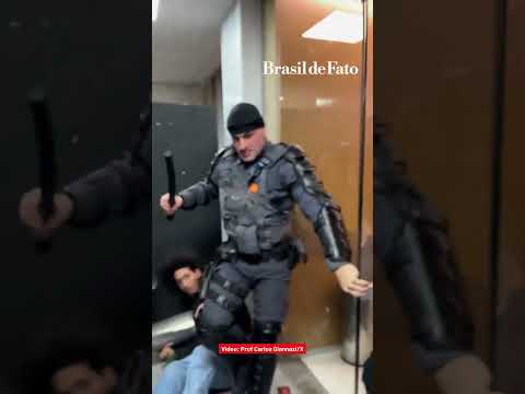 PM ataca estudantes que protestavam contra projeto de escolas cívico-militares na Alesp