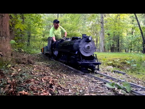 Pennsylvania RR 2-10-2 Climbs Grade with 26 Cars! | 7.5" Gauge LIVE STEAM