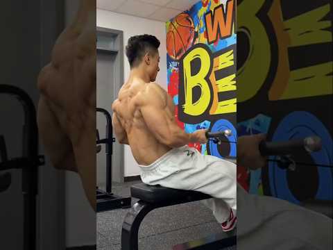 Seated Row Q Training Details for Different Grip Positions! #backtraining #fitnesstutorial #shorts