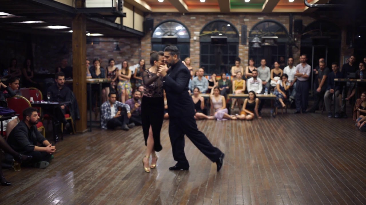 Andres Laza Moreno & Eladia Cordoba / A La Gran Muneca - 1/4