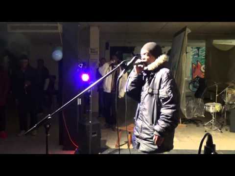 17 16 09 MCI Ciprio aankondiging G Shine 1e Who is You in Toko 51 Rotterdam 2015 zo 22 11 15 MSd 01