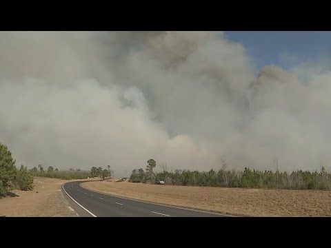 Rolling Pines Fire forces evacuations of neighborhoods in Bastrop County | FOX 7 Austin