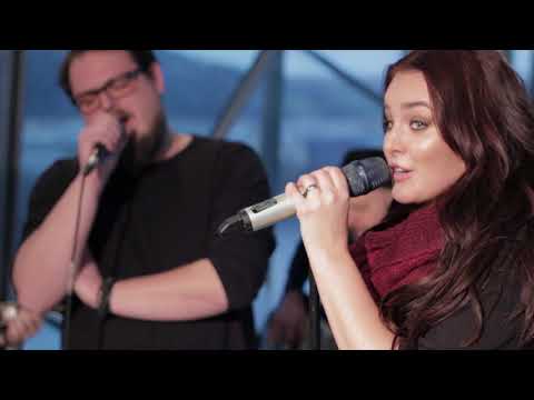 Ewa Farna a David Stypka - Dobré ráno, milá / City live (6.12.2017)