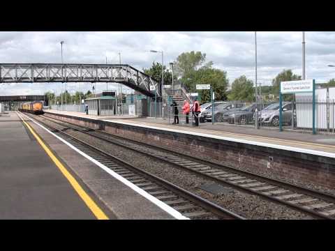 37601 T'n'T 37604 pass Severn Tunnel Junction 03.06.15