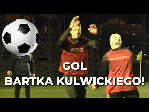 Gol Bartka Kulwickiego na 2:2 dla PFT Sampława w meczu z LZS Frednowy