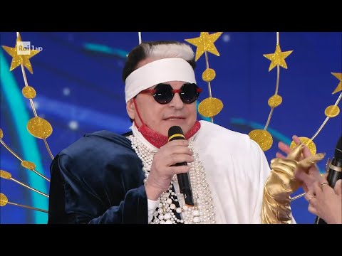 Giù la maschera per Sole Luna - Il Cantante Mascherato - 01 04 2022