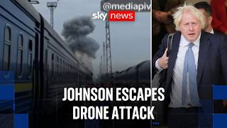 Download lagu Boris Johnson in near miss as Russian drone hits train behind him in Ukraine mp3 Download lagu Boris Johnson in near miss as Russian drone hits train behind him in Ukraine mp3