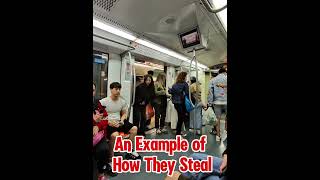 Download lagu ❌How Pickpockets Steal From You In Metro in Rome #Pickpockets #Rome #Italy #Safety #Traveltips #Roma mp3