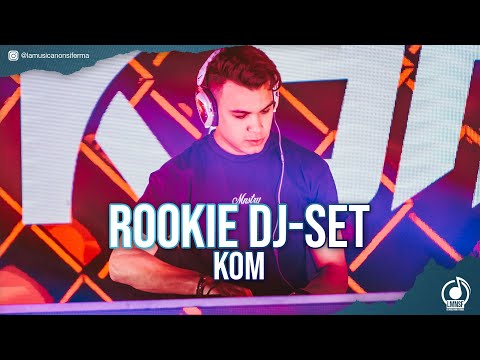 Kom - LA MUSICA NON SI FERMA c/o LMNSF New Leaf