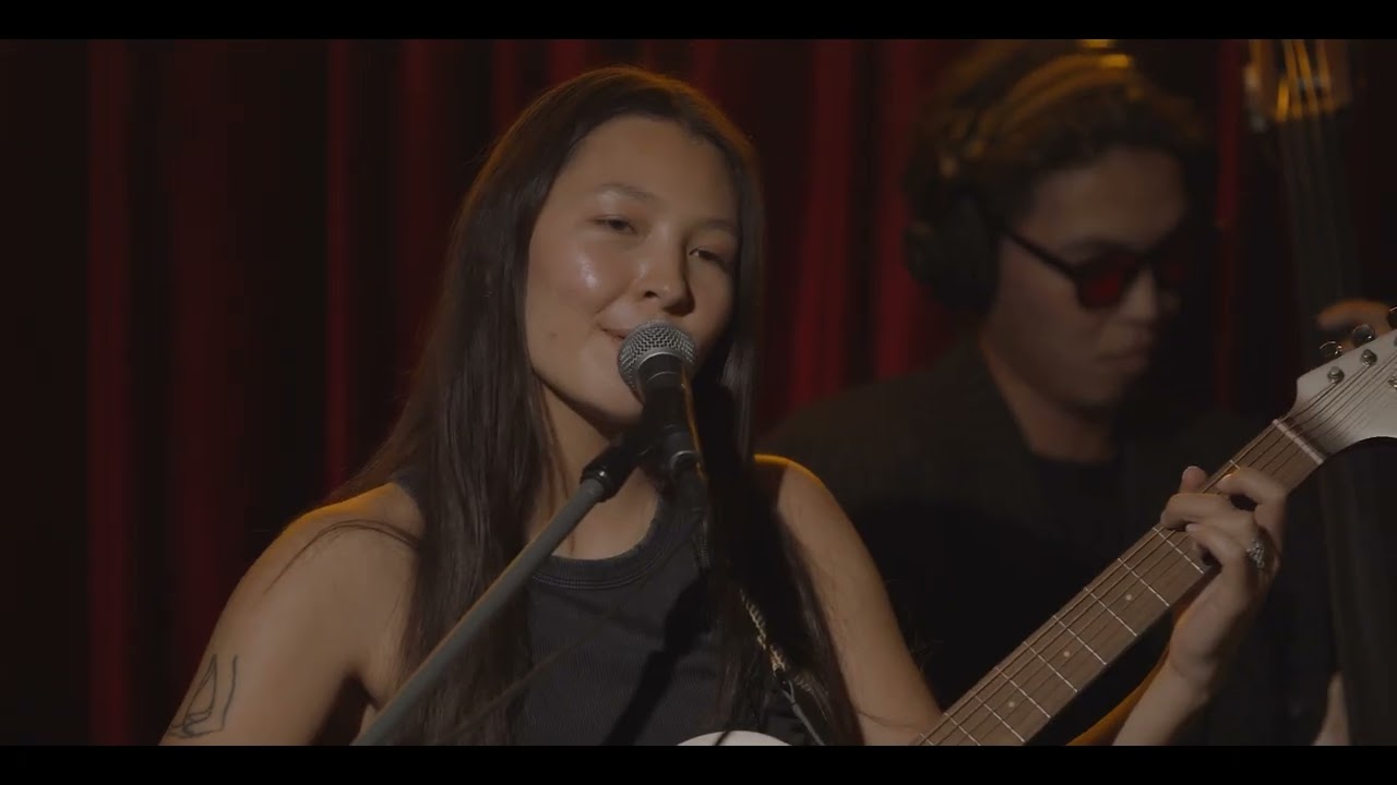 Céline Dessberg - Live in Fat Cat Jazz Club Ulaanbaatar