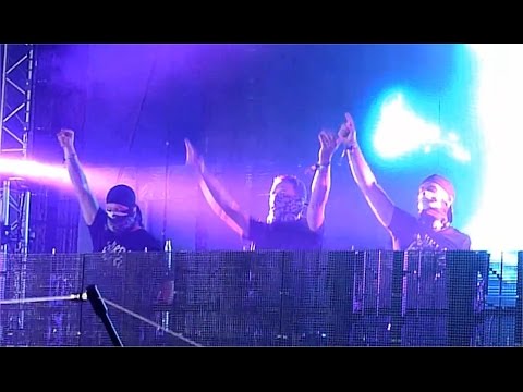 The Dirty Horses (Jaguar Skills ~ Adam F ~ Mind Vortex) @ South West Four 2016 SW4