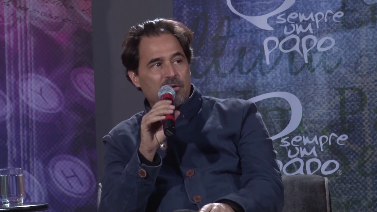 José Eduardo Agualusa no #SempreUmPapo