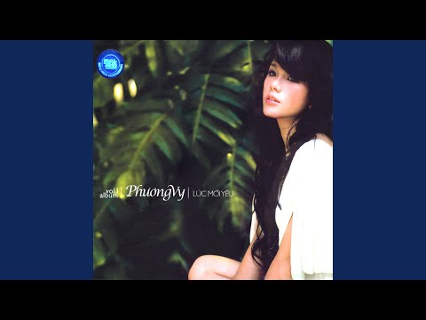 Thể hiện bởi Phương Vy